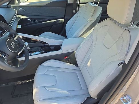 New 2026 Hyundai Elantra Limited FWD image 23