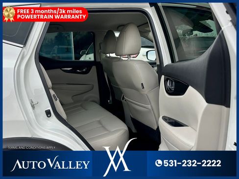 Used 2022 Nissan Rogue Sport SL image 25