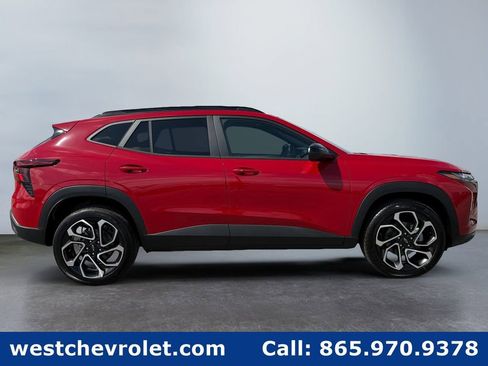 New 2026 Chevrolet Trax RS w/ Driver Confidence Package FWD image 2