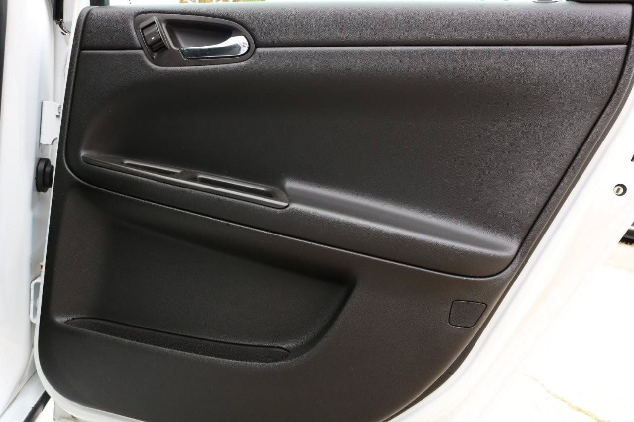 Used 2014 Chevrolet Impala LTZ FWD image 34