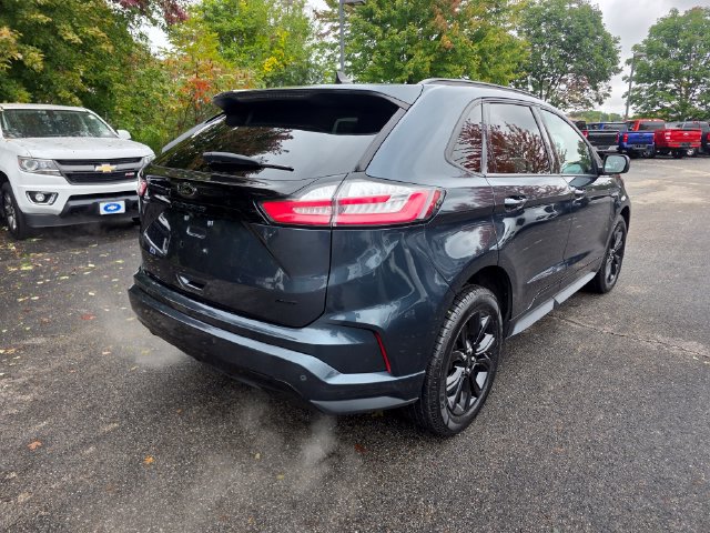 Used 2024 Ford Edge SE w/ Black Appearance Package AWD/4WD image 4