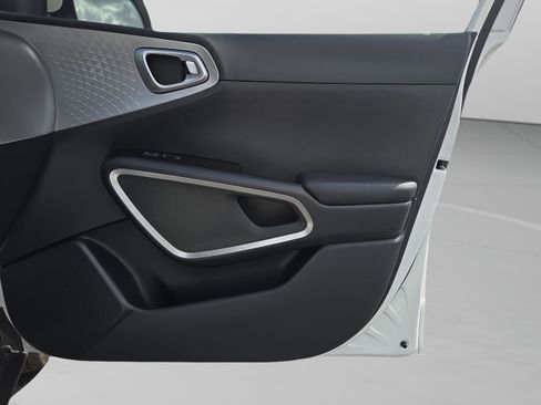New 2025 Kia Soul LX image 38