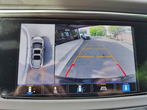 Used 2023 Buick Enclave Premium w/ Experience Buick Package FWD image 17