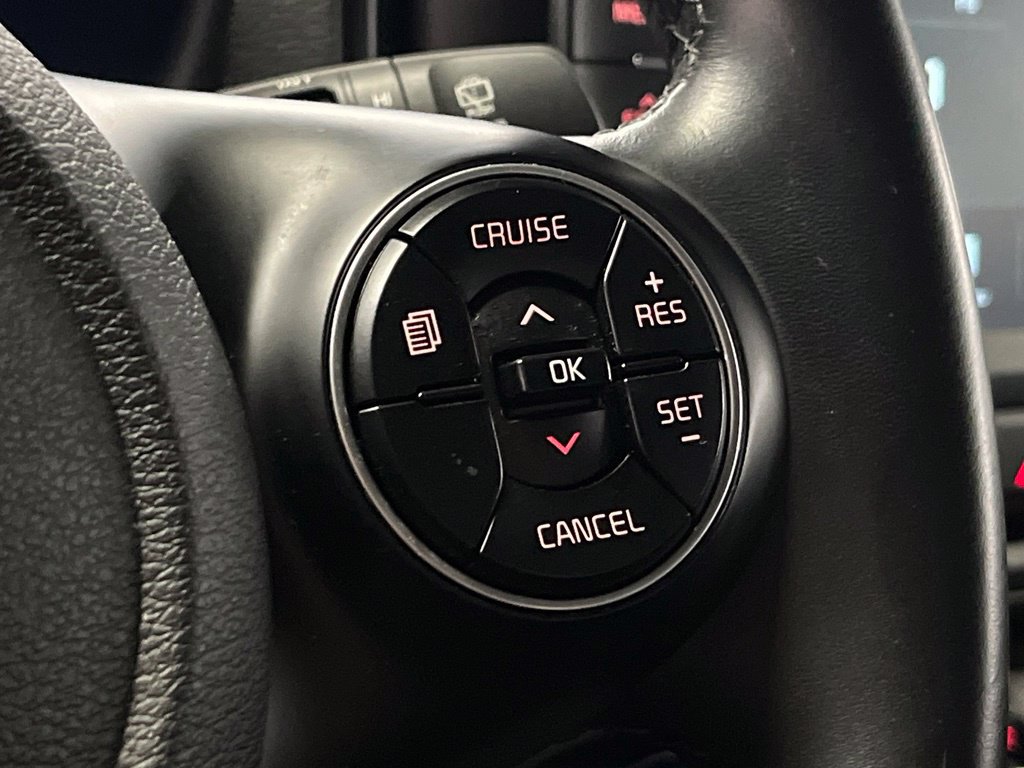 Used 2021 Kia Soul X-Line FWD image 23