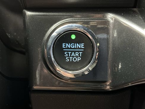 Used 2021 Ford F150 XLT w/ Equipment Group 302A High AWD/4WD image 21