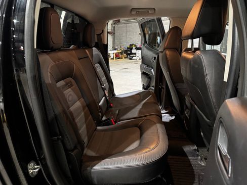 Used 2018 GMC Canyon All Terrain w/ All Terrain X Package AWD/4WD image 22