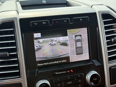Used 2020 Ford F150 King Ranch w/ Equipment Group 601A Luxury AWD/4WD image 21