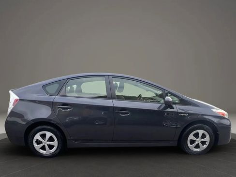 Used 2014 Toyota Prius One image 4