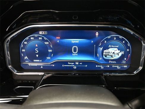 Used 2024 Chevrolet Silverado 2500 ZR2 w/ Technology Package image 27