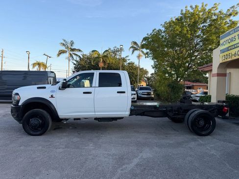 Used 2023 RAM 5500 Tradesman w/ Max Tow Package AWD/4WD image 2