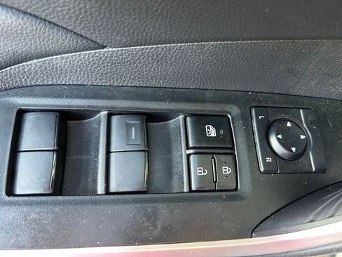 Certified 2025 Toyota RAV4 LE FWD image 17