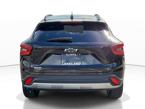 Used 2025 Chevrolet Trax LT w/ Driver Confidence Package FWD image 6