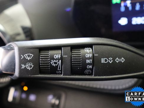 Used 2025 Chevrolet Equinox LT image 30