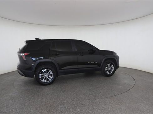 Used 2025 Chevrolet Equinox LT w/ Safety and Technology Package image 21