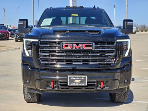 Certified 2025 GMC Sierra 2500 AT4 w/ AT4 Premium Plus Package image 6
