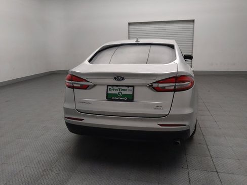 Used 2019 Ford Fusion SE FWD image 7