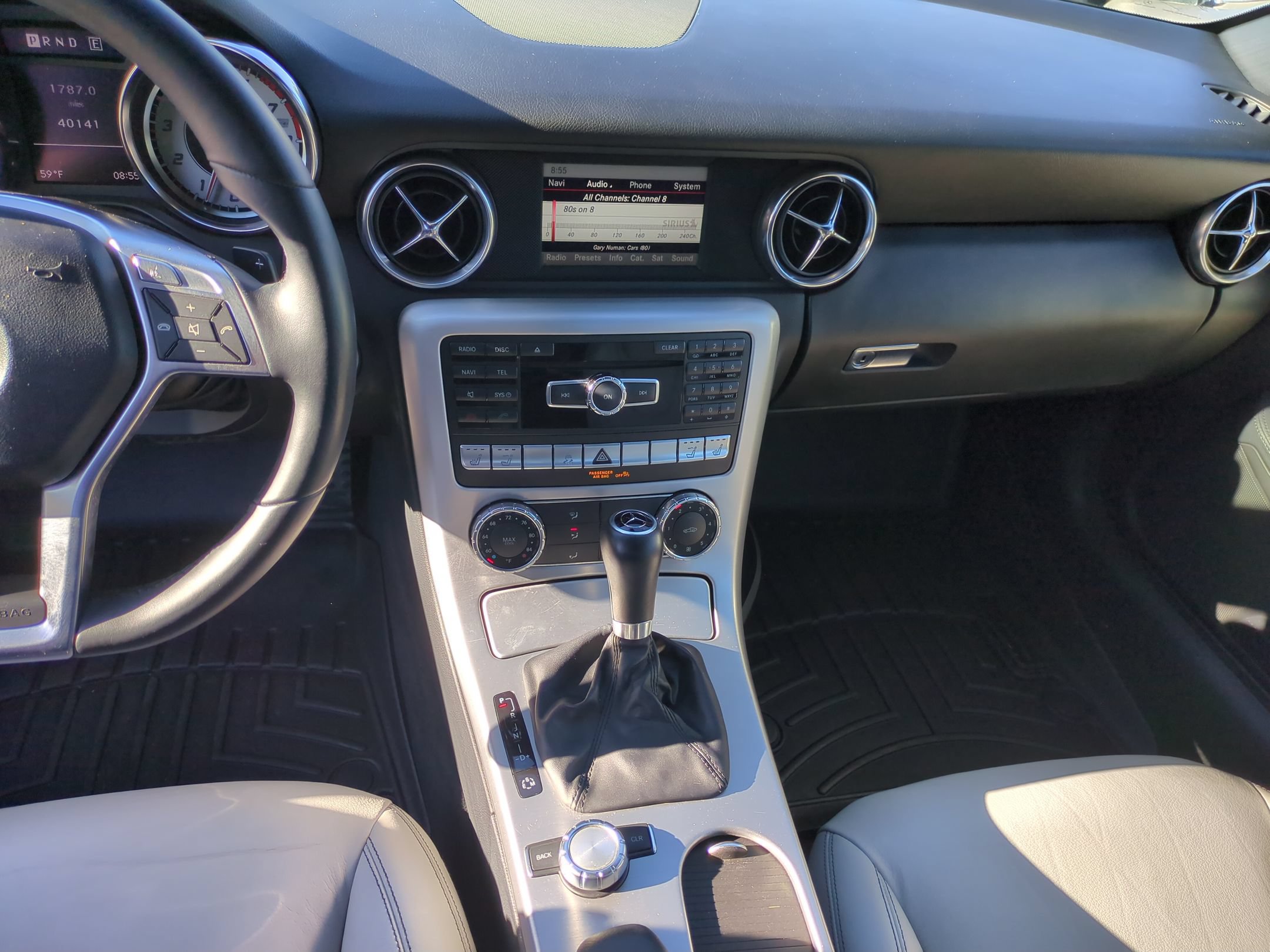 Used 2013 Mercedes-Benz SLK 250 image 23