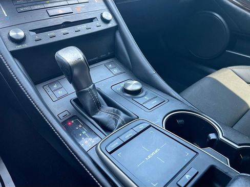 Used 2019 Lexus RC 300 w/ Premium Package RWD image 16