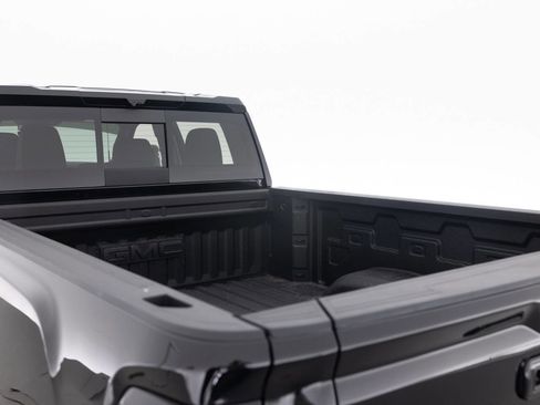 Used 2025 GMC Sierra 2500 Denali w/ Denali Reserve Package AWD/4WD image 42