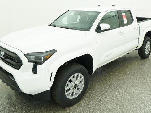 New 2026 Toyota Tacoma SR5 RWD image 1