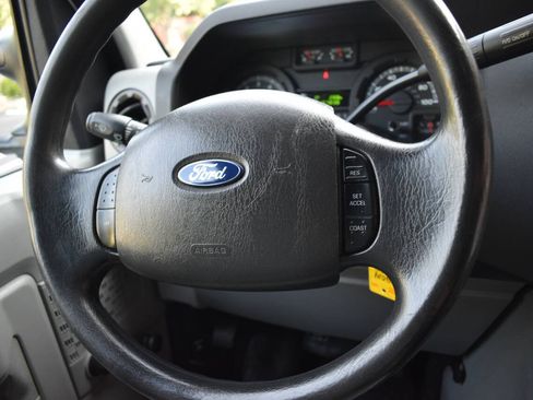 Used 2014 Ford E-350 and Econoline 350 Super Duty RWD image 25