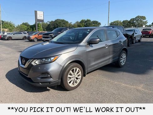 Used 2021 Nissan Rogue Sport S FWD image 3