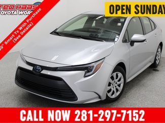 Used 2025 Toyota Corolla LE FWD video 1