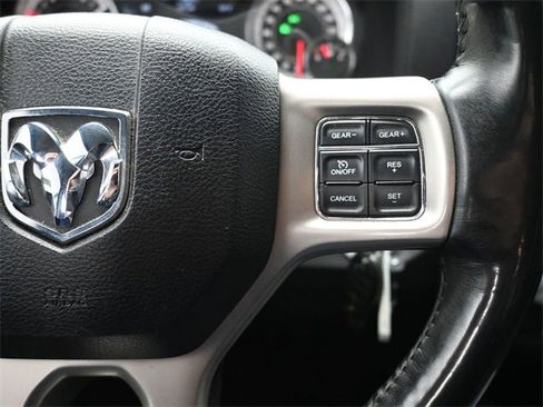 Used 2015 RAM 1500 Laramie image 29