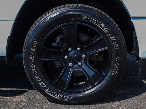 Used 2023 RAM 1500 Big Horn image 7