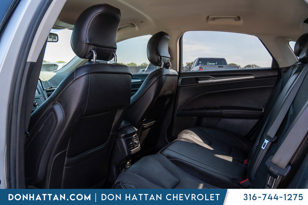 Used 2014 Ford Fusion Titanium FWD image 19