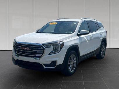 Used 2024 GMC Terrain SLT