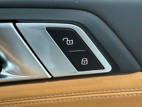 New 2026 BMW X6 xDrive40i w/ Executive Package image 23