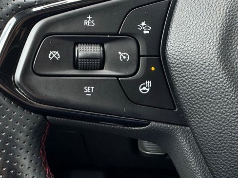 Used 2024 Chevrolet Trax RS image 10