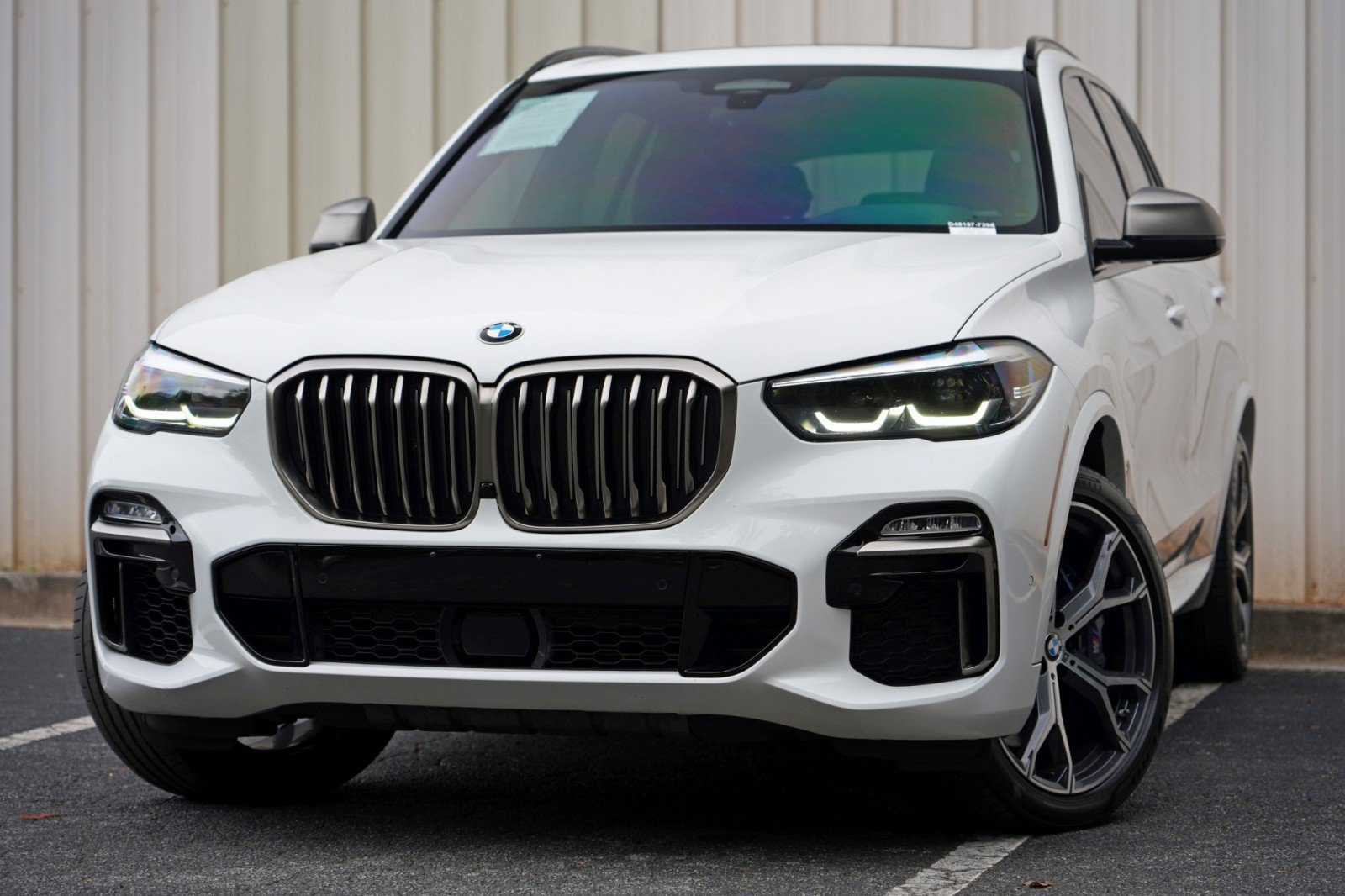 Used 2020 BMW X5 M50i AWD/4WD image 3