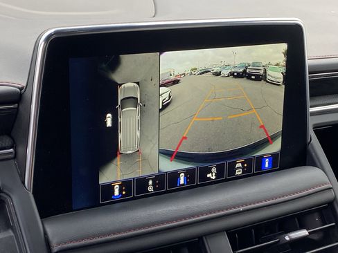 Used 2023 Chevrolet Suburban RST w/ Luxury Package image 6