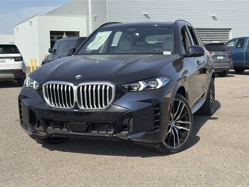 Used 2026 BMW X5 sDrive40i w/ M Sport Package RWD image 3