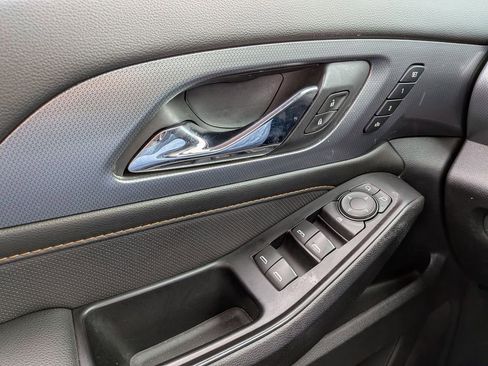 Used 2019 Chevrolet Traverse Premier image 27