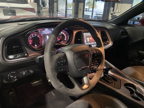 Used 2023 Dodge Challenger R/T Scat Pack RWD image 3