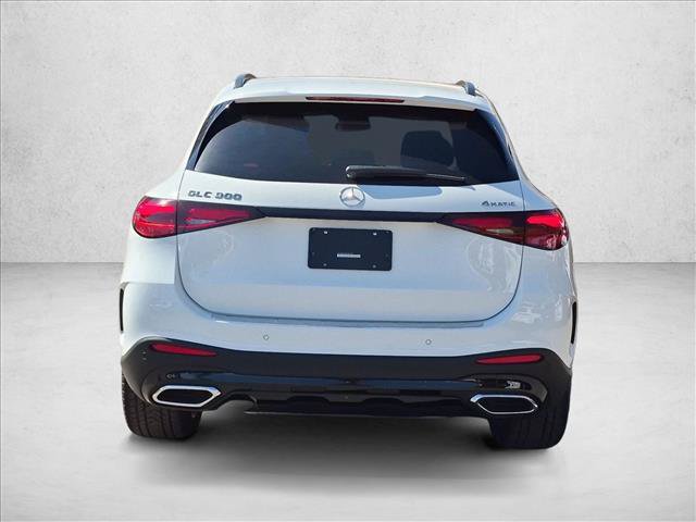 Used 2025 Mercedes-Benz GLC 300 4MATIC image 7