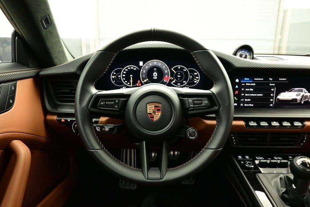 Certified 2026 Porsche 911 GT3 RWD image 8