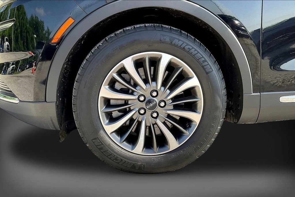 Used 2022 Lincoln Nautilus AWD w/ Premium Package image 33