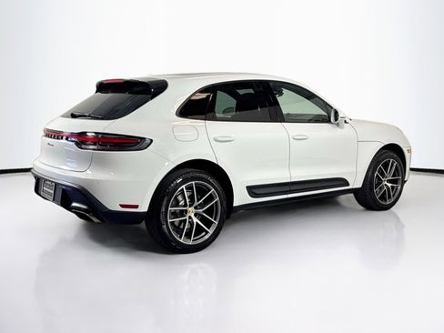 Used 2025 Porsche Macan AWD/4WD image 9