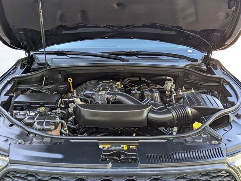 Used 2023 Dodge Durango GT image 34