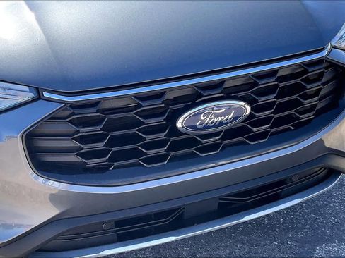 Used 2025 Ford Escape ST-Line image 30