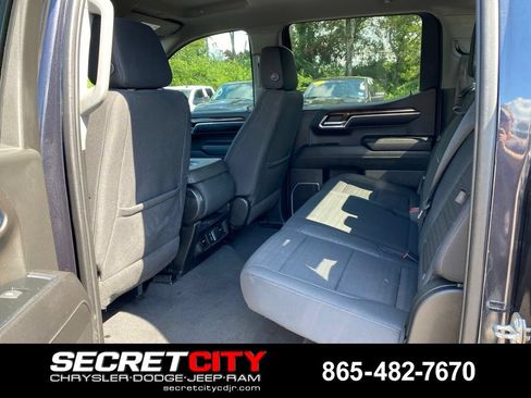 Used 2023 GMC Sierra 1500 Elevation AWD/4WD image 10