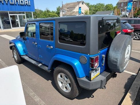 Used 2014 Jeep Wrangler Unlimited Sport AWD/4WD image 6