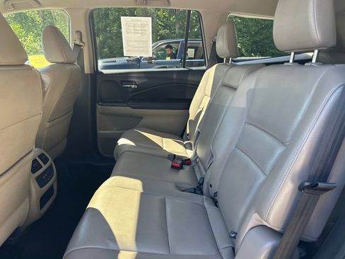 Used 2016 Honda Pilot EX-L image 21