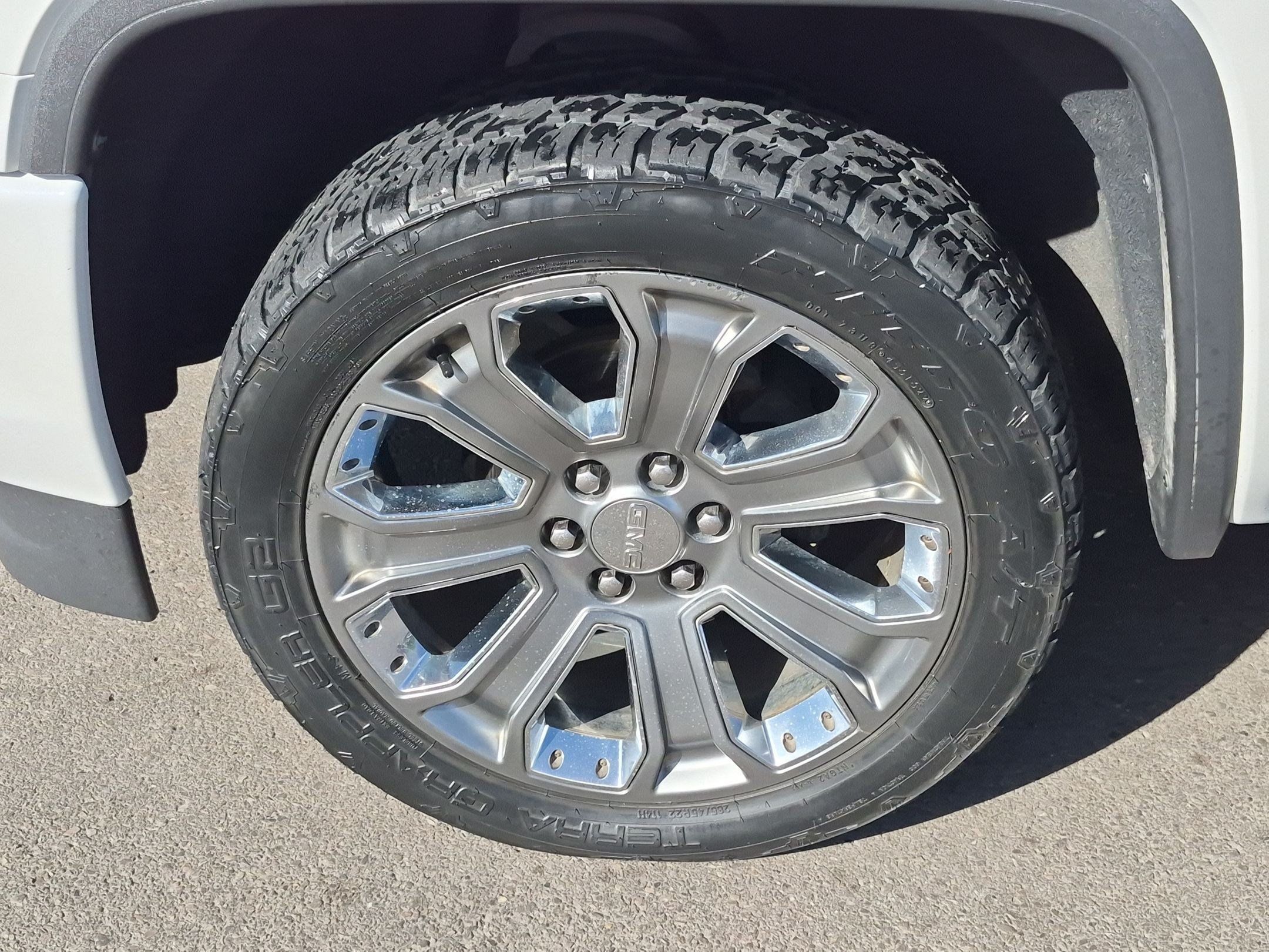 Used 2017 GMC Sierra 1500 Denali w/ Denali Ultimate Package AWD/4WD image 13
