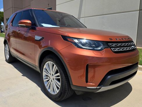 Used 2018 Land Rover Discovery HSE Luxury AWD/4WD image 5
