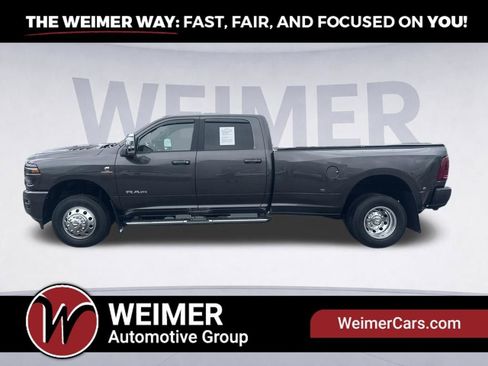 Used 2025 RAM 3500 Laramie w/ Sport Appearance Package AWD/4WD image 6